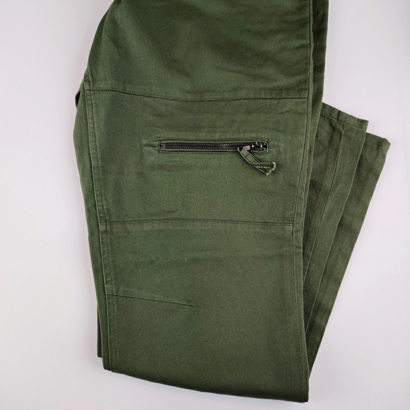 Sovereign Code Tapered Pants - Picture 4 of 5